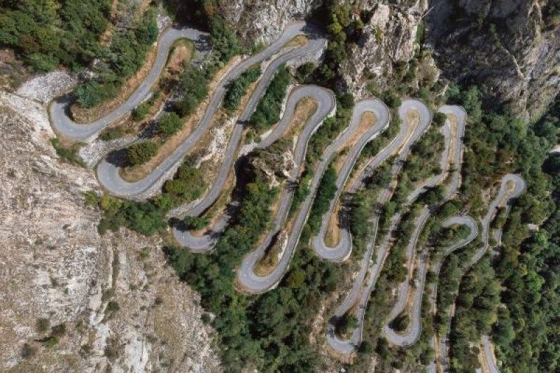 Lacets-de-Montvernier-©Getty-Oleg-Lopatkin